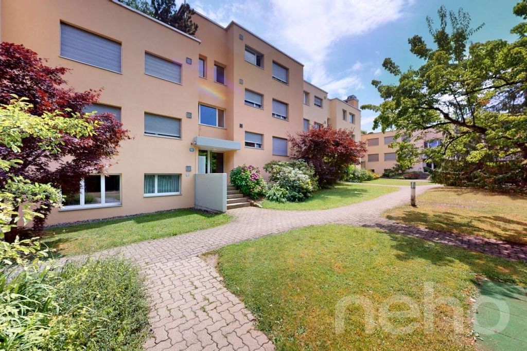 Property photo 2 of 12