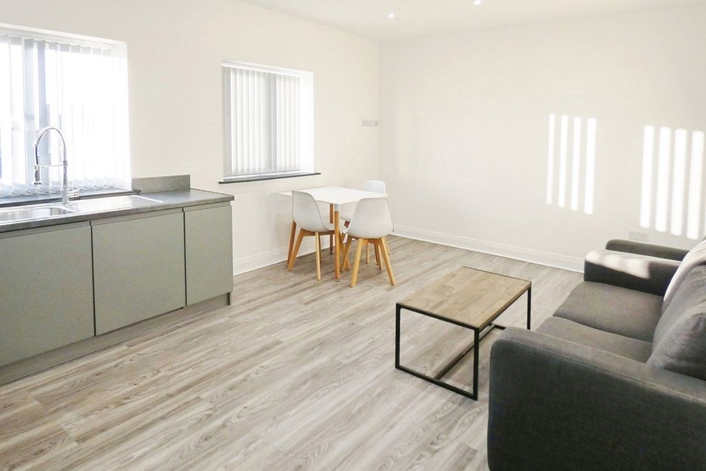 Property photo 2 of 7 Pbox-Img.Jpg