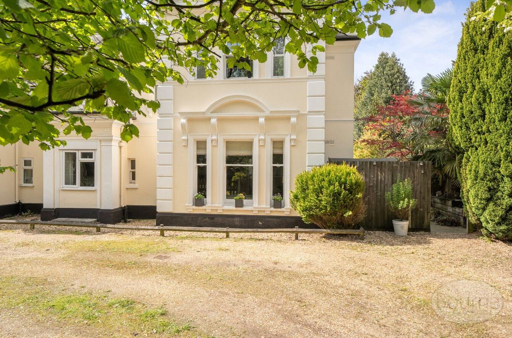 Additional image 17 of 1 bed flat for saleLondon Road, Hill Brow, Liss, Hampshire GU33