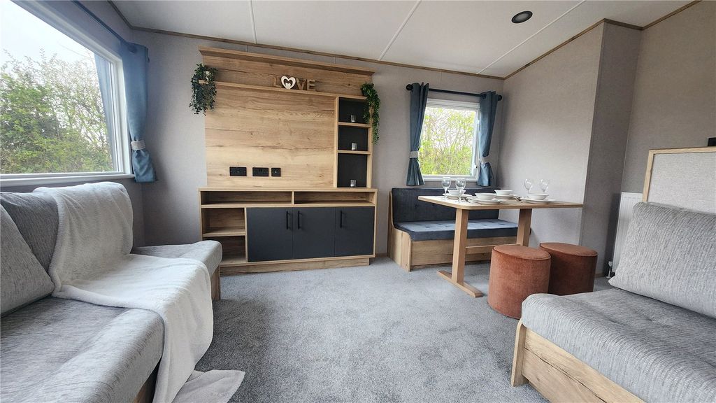 Property photo 2 of 10 Picture No. 02