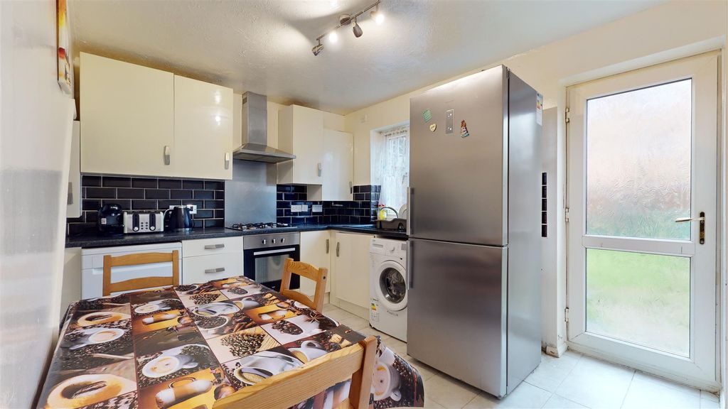 Property photo 2 of 13 Kitchen/Diner