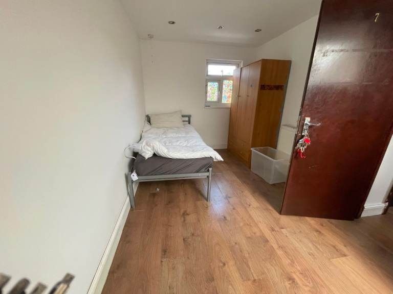 Property photo 1 of 3