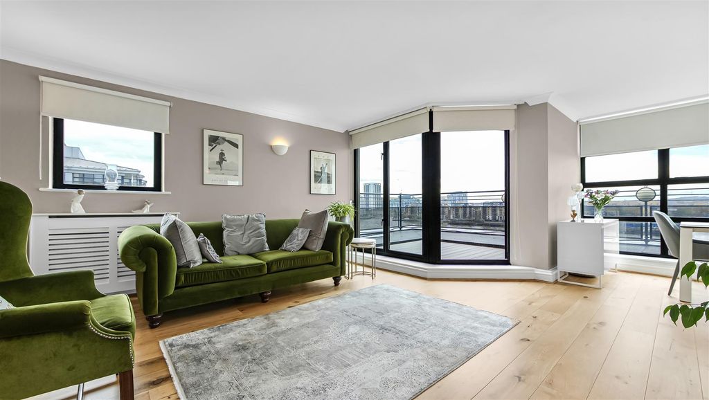 Property photo 1 of 15 Spacephoto (4).Jpg