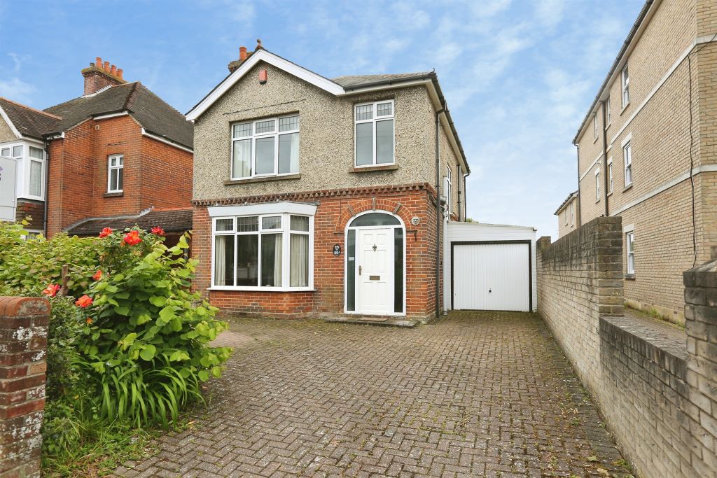 Property photo 1 of 15