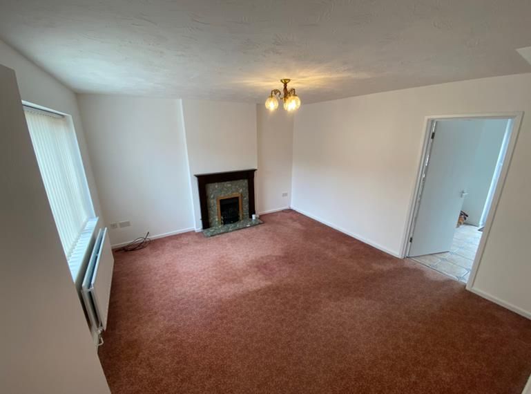 Property photo 3 of 9 Bedroom