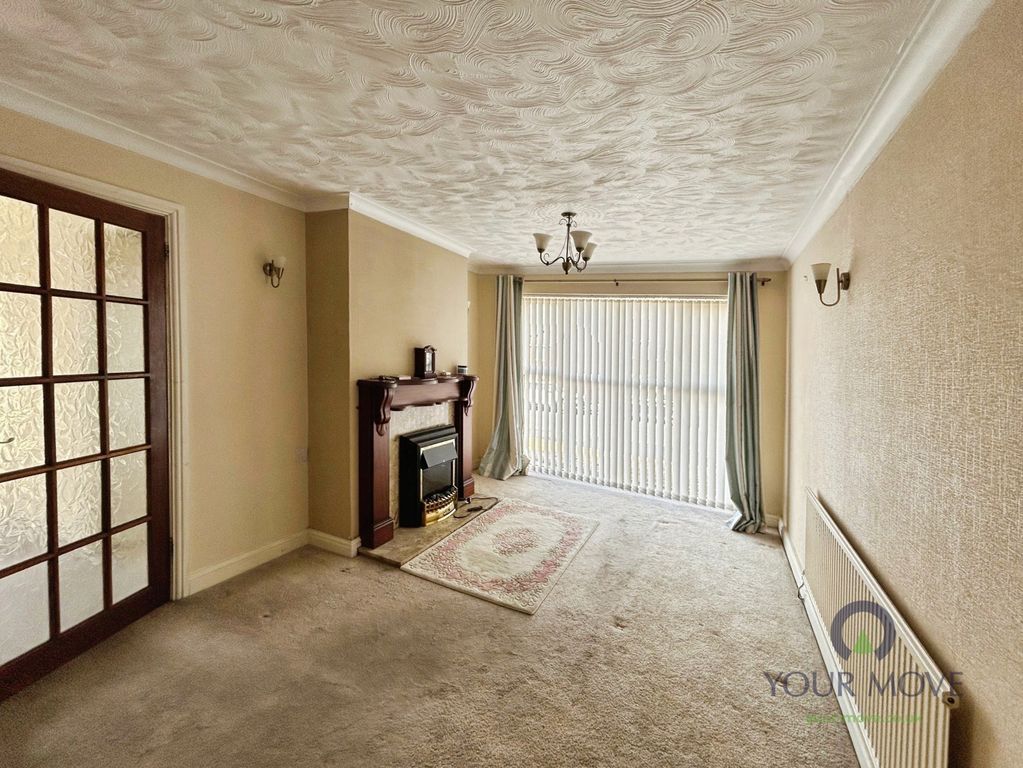 Property photo 3 of 12 Lounge/Dining Room