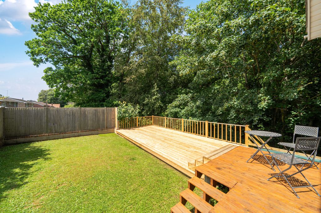 Property photo 3 of 15 3