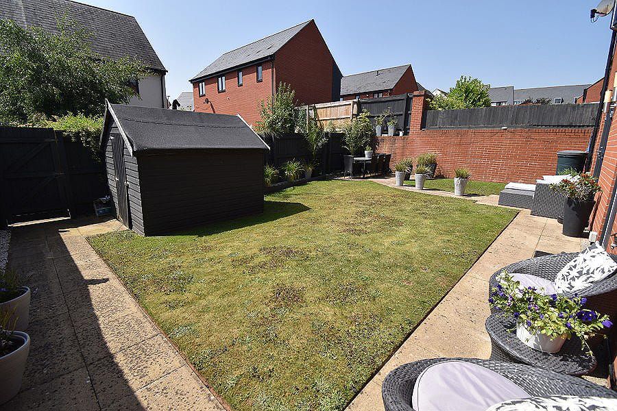 Property photo 2 of 18