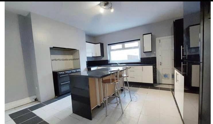 Property photo 2 of 15 10 Sunnybank 1.Jpg
