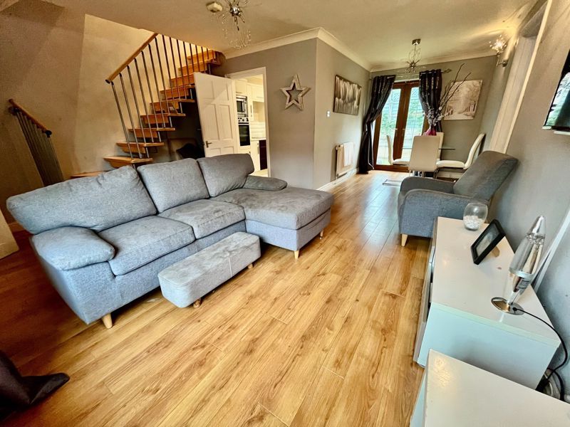 Property photo 1 of 11 Photo 12