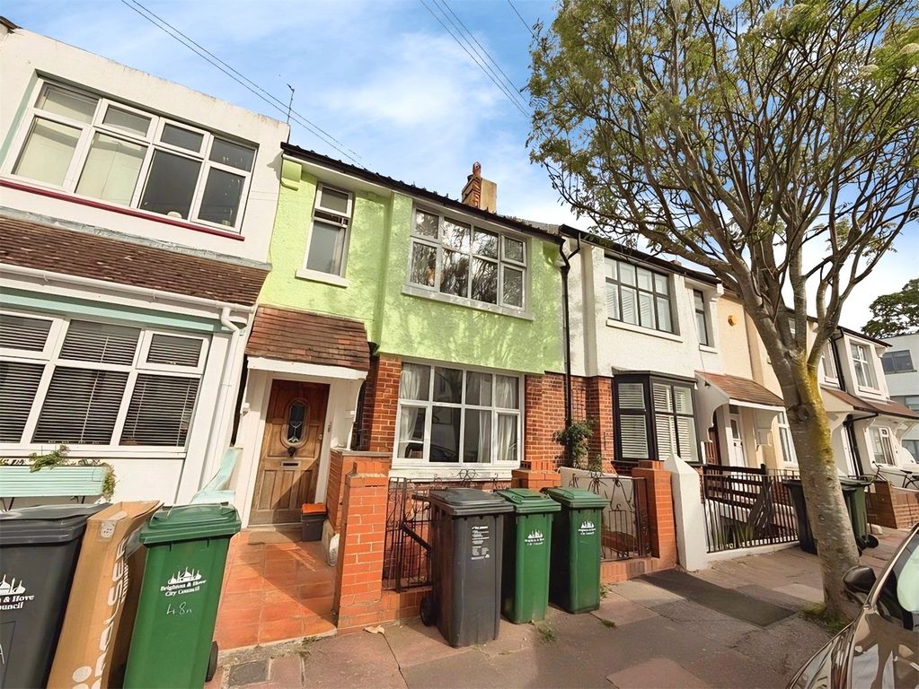 Property photo 1 of 10 Princes Terrace,
