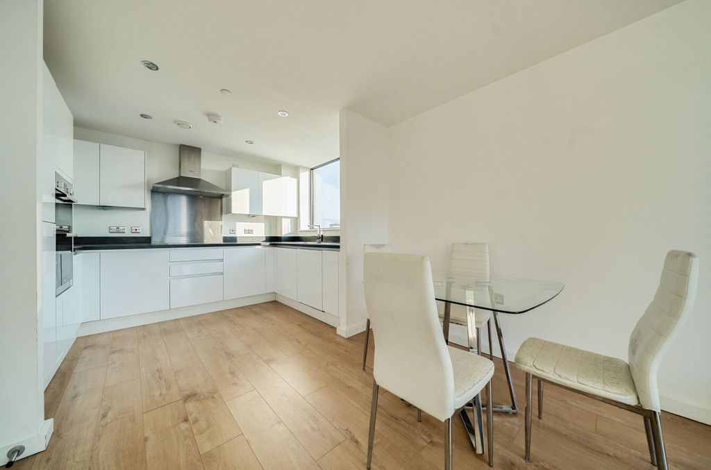 Property photo 2 of 23 1266949 (5).Jpg