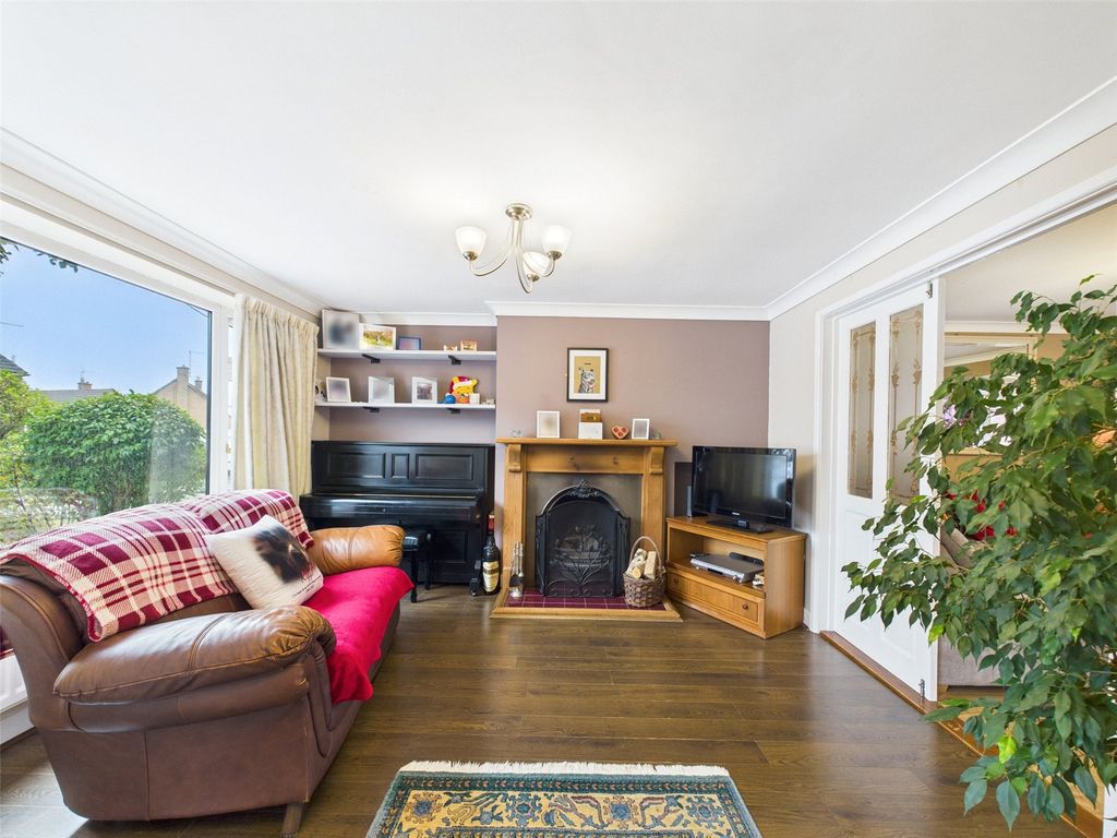 Property photo 2 of 18 Picture No. 04