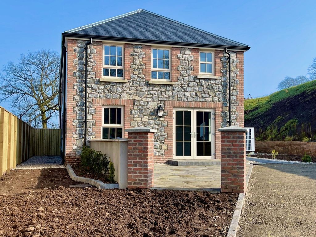 Property photo 2 of 15 Plot 6