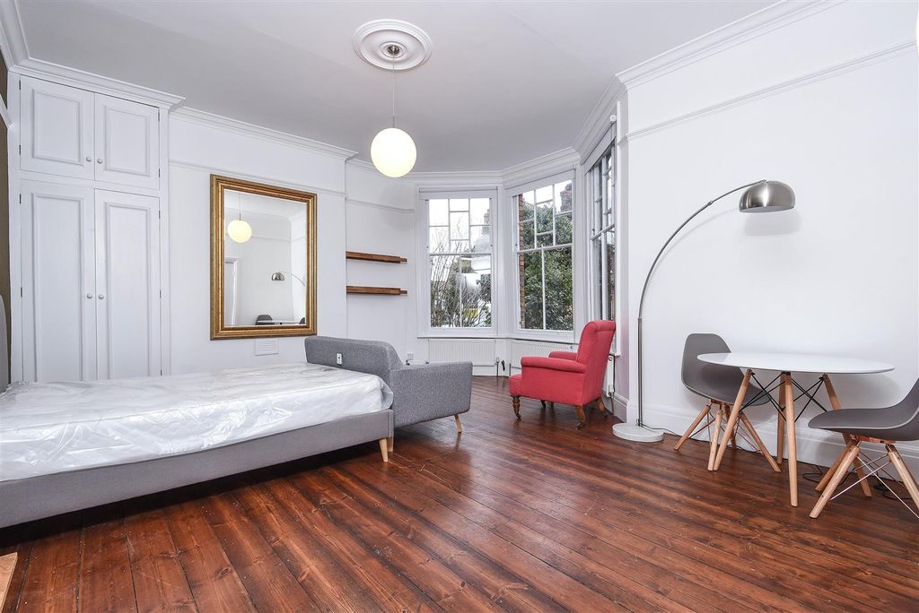 Property photo 2 of 5 26Kr.Studio Room Jan2018.View3.Jpg