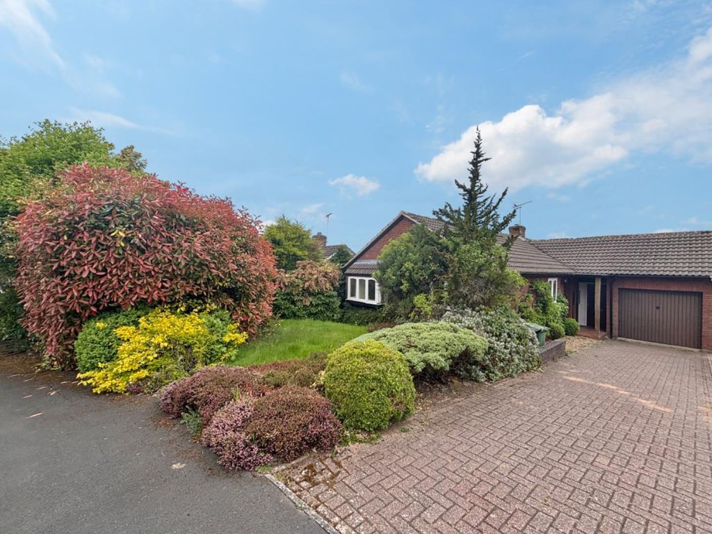 Property photo 1 of 12 9017900-104521-133911871515042243-32F25Dfe-Faca-4E