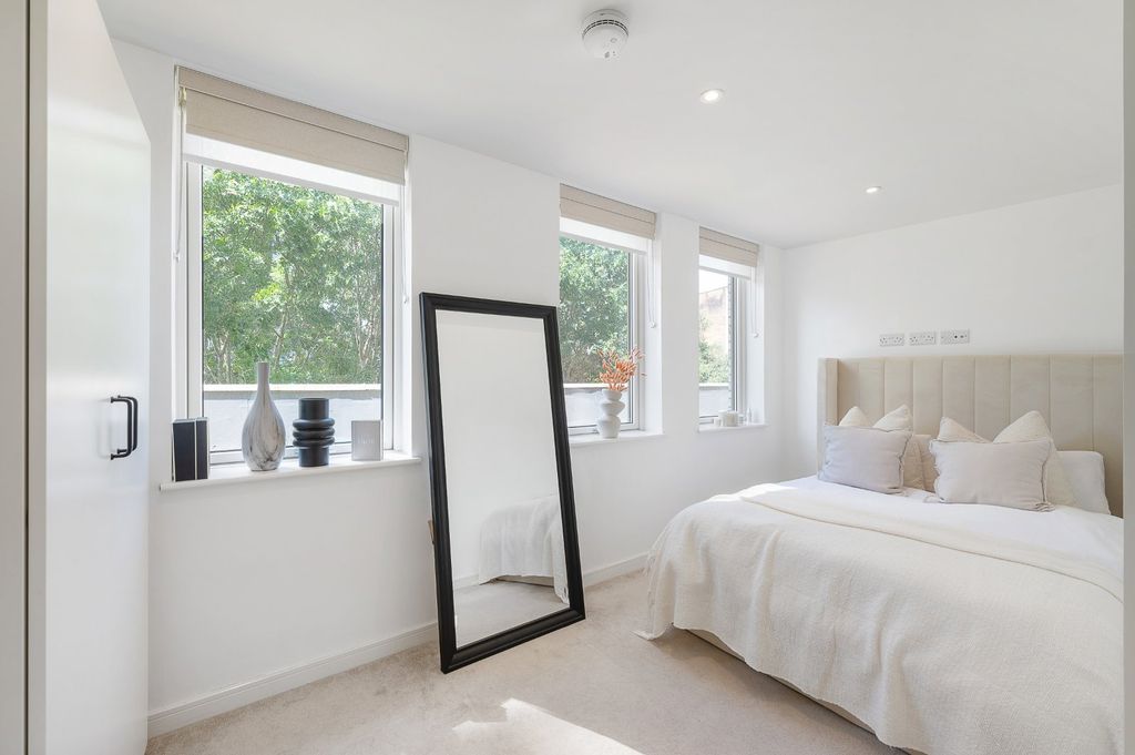 Property photo 3 of 7 Picture No. 08