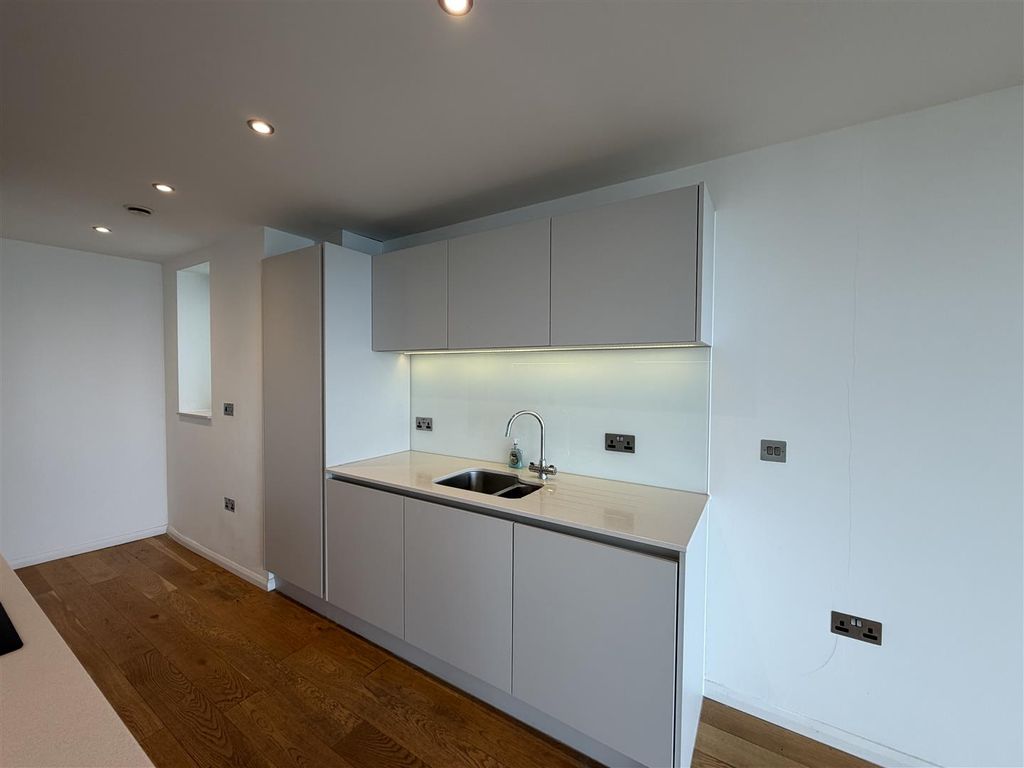 Property photo 3 of 20 20260211_120117831_Ios.Jpg