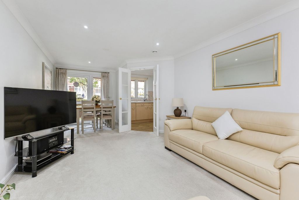 Property photo 2 of 15 Pbox-Img.Jpg