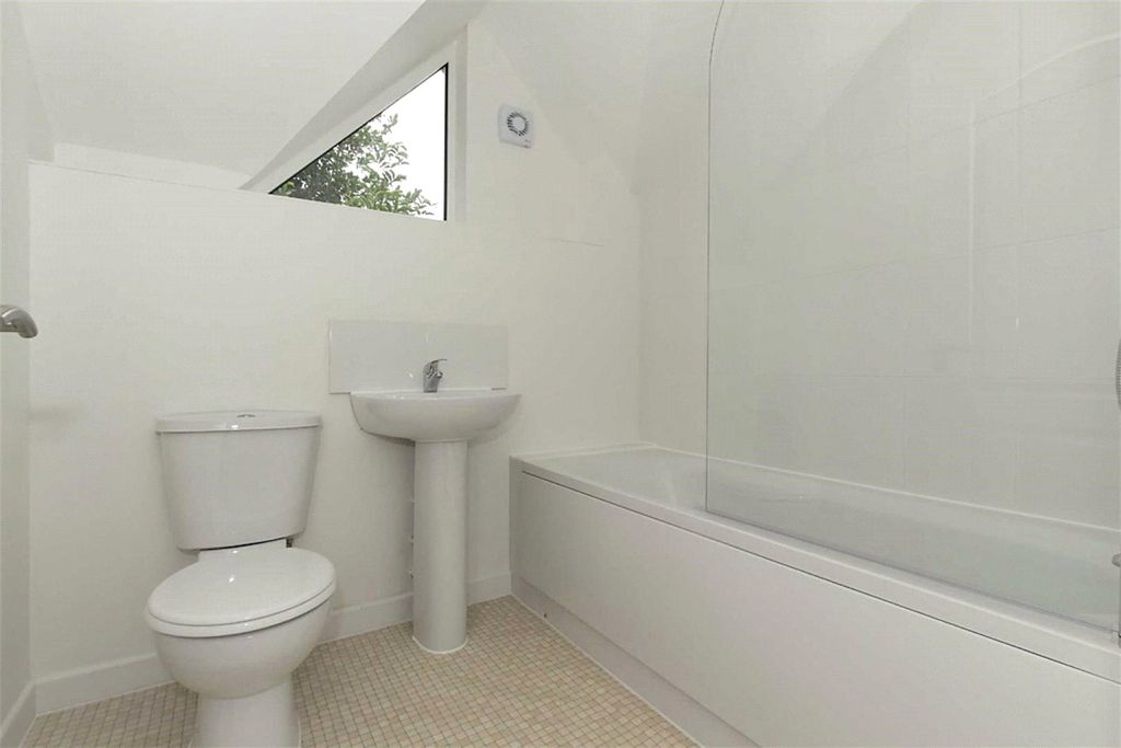 Property photo 3 of 10 Picture No. 05