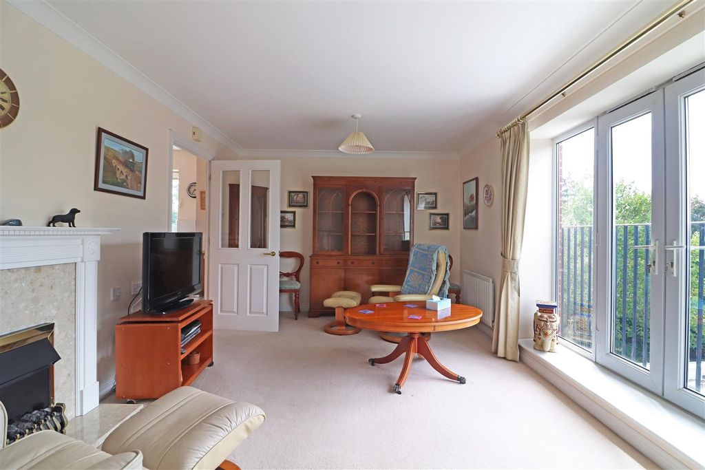 Property photo 2 of 15 2