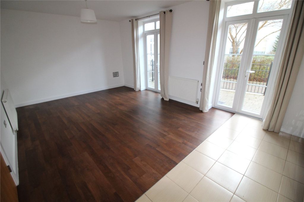 Property photo 3 of 10 Picture No. 04