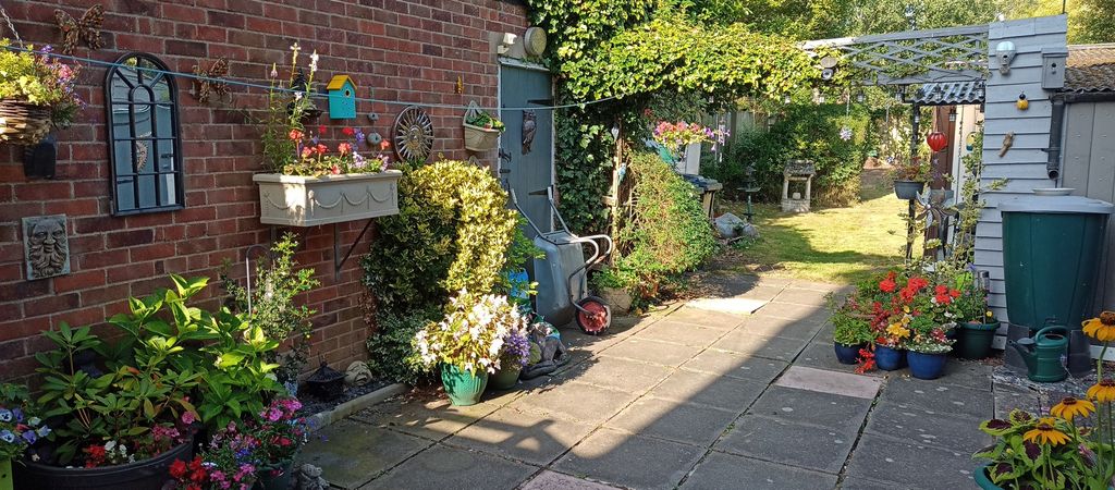 Property photo 3 of 20