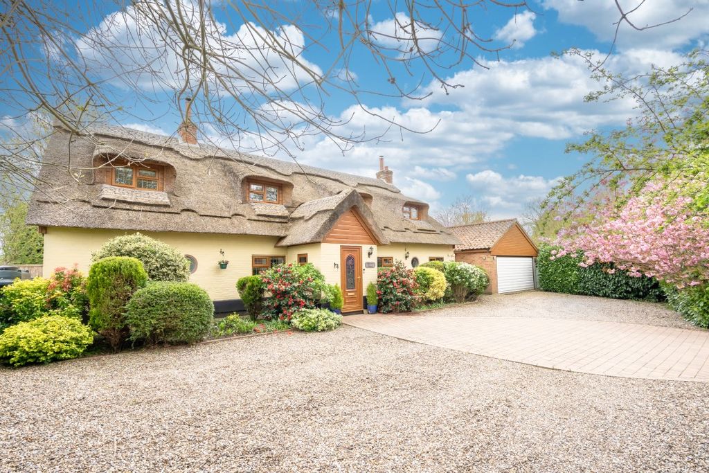 Property photo 1 of 28 Sp1