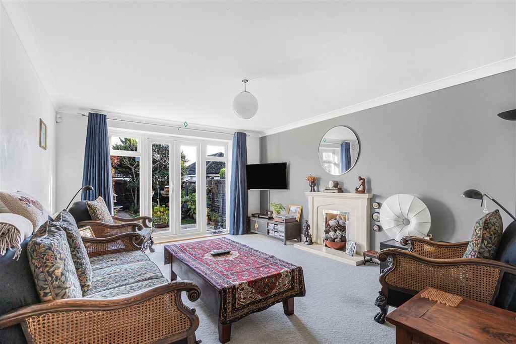 Property photo 2 of 31 22_68076.Jpg