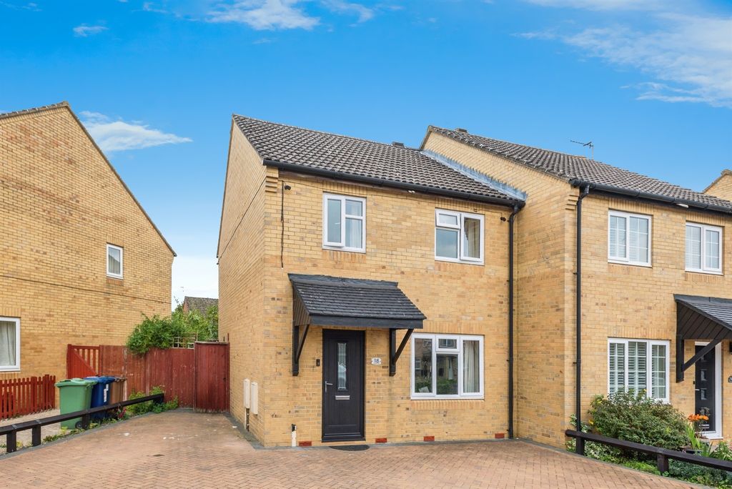 Property photo 1 of 12