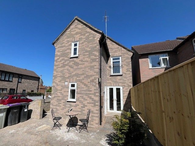 Property photo 3 of 20