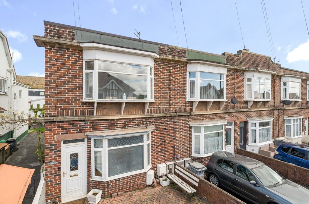 Property photo 1 of 9 Picture No. 05