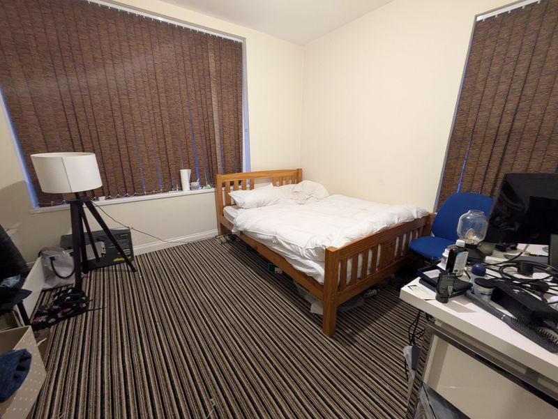 Property photo 1 of 10 Photo 12