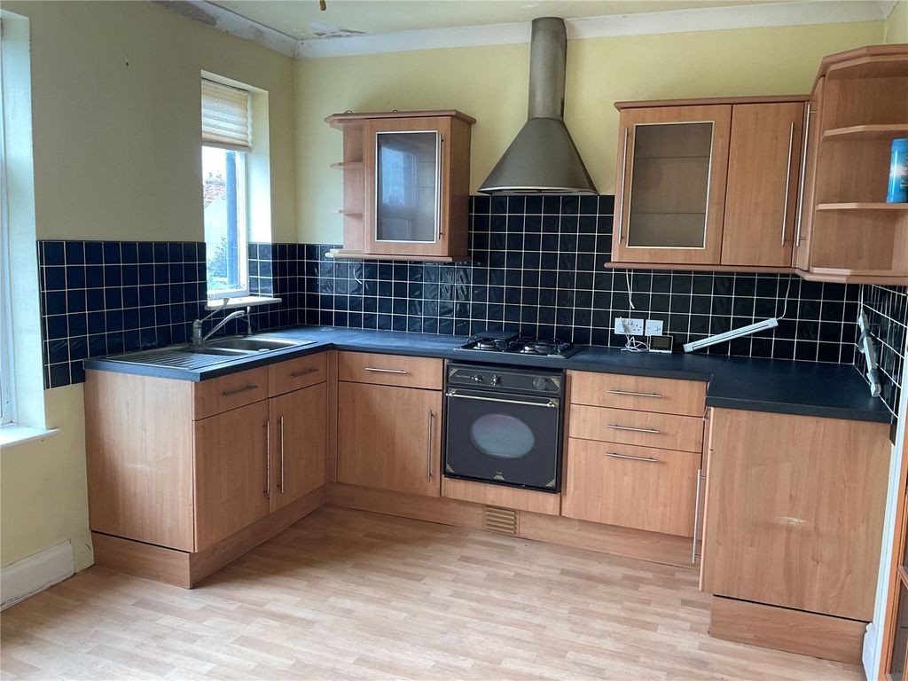 Property photo 3 of 12 Picture No. 05