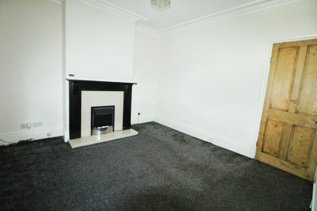Property photo 3 of 12 E3Fac2Eb-Img_0623