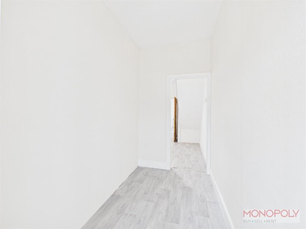 Property photo 3 of 14 Cam04439G0-Pr0308-Still003.Jpg