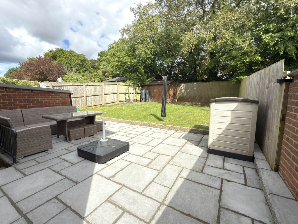 Property photo 3 of 15