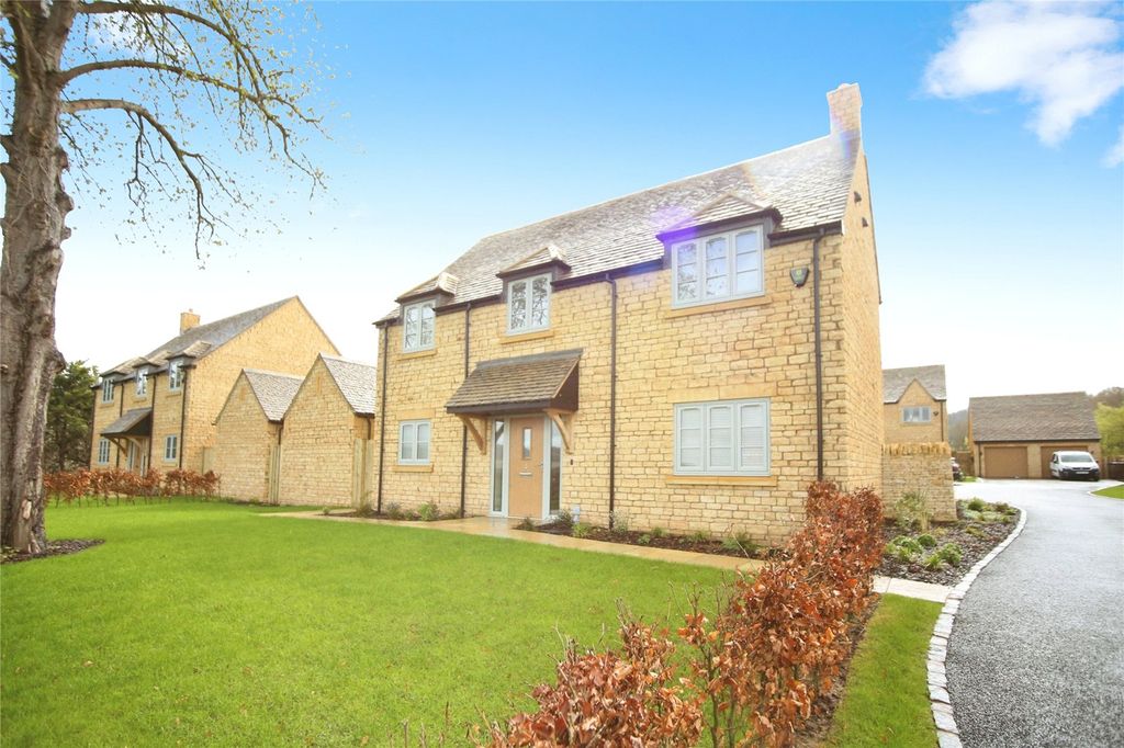 Property photo 2 of 19 Picture No. 29