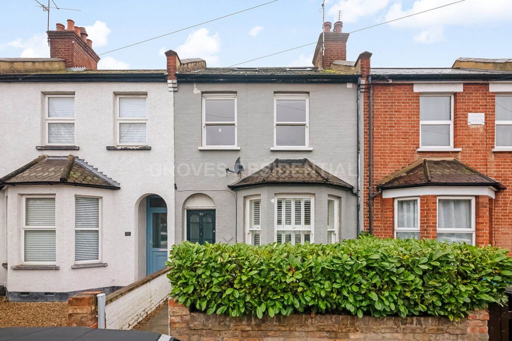 Property photo 1 of 15