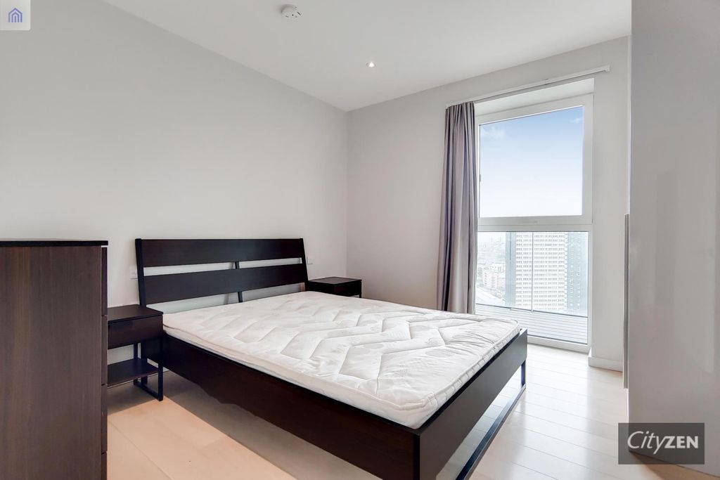 Property photo 3 of 12 Bedroom