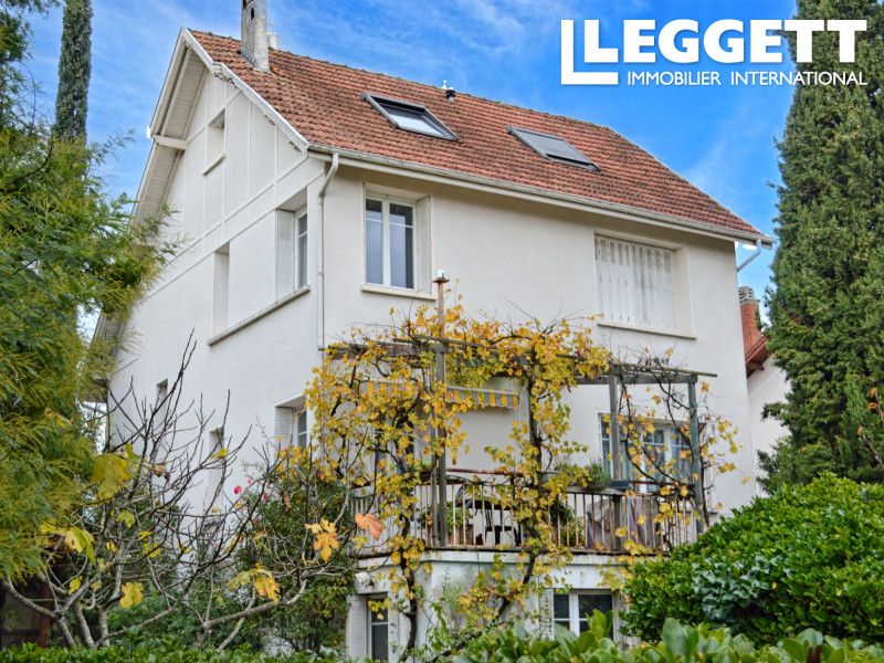 Property photo 2 of 10