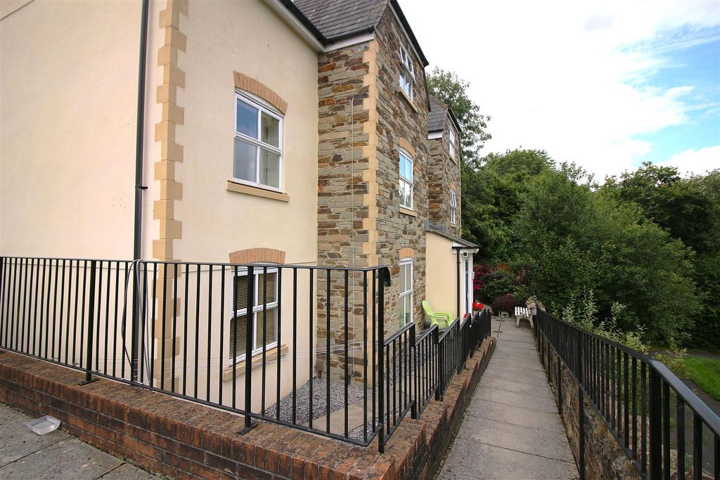 Property photo 1 of 13 Img_4447.Jpg