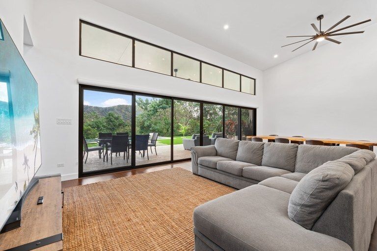 Property photo 3 of 12 <Alttext/>