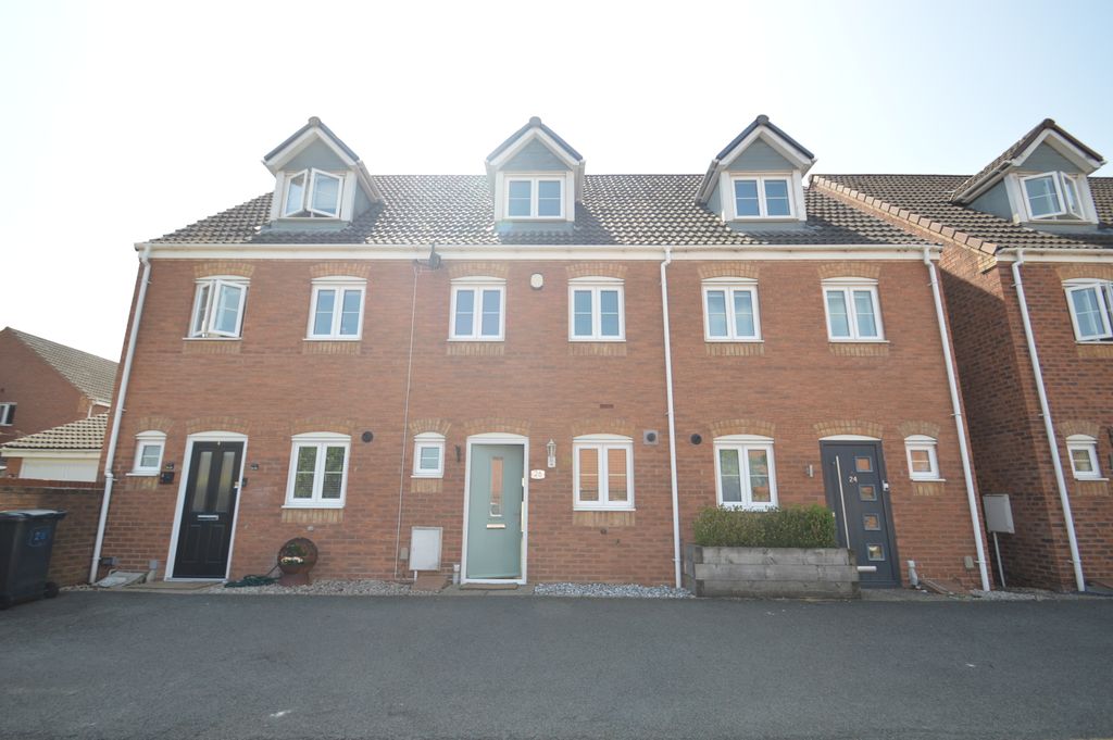 Property photo 1 of 10 Frontage
