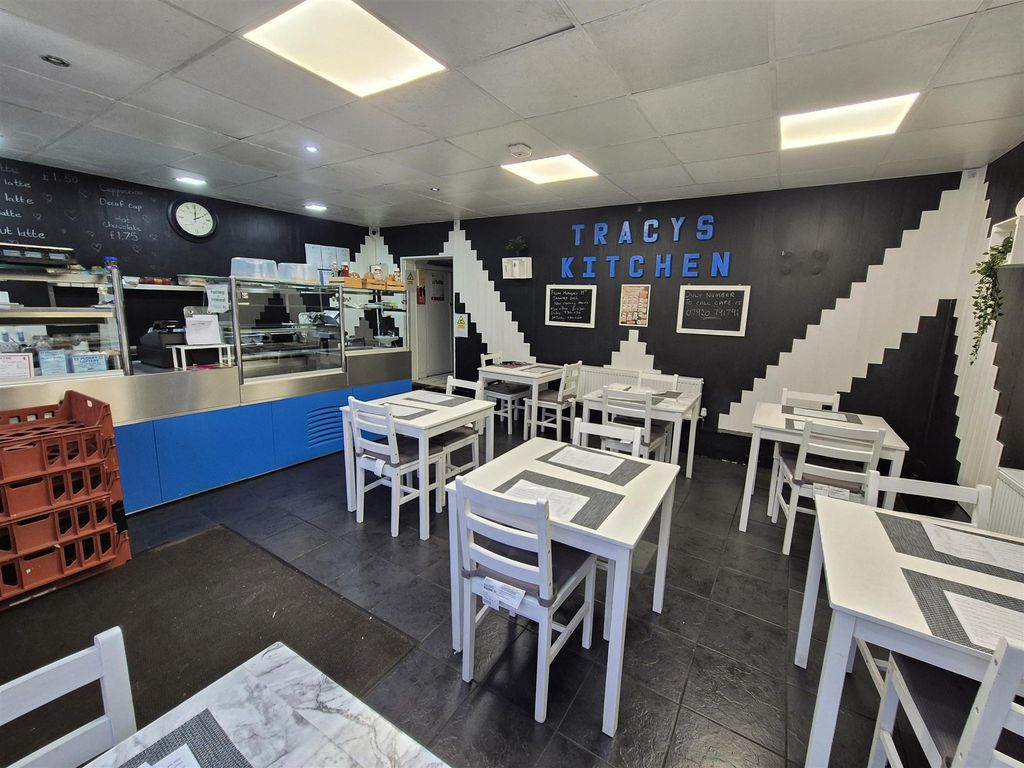 Property photo 2 of 7 Photo 1