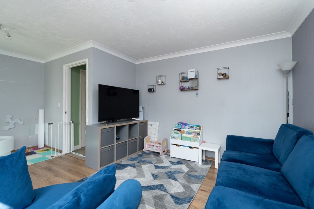 Property photo 2 of 14 2