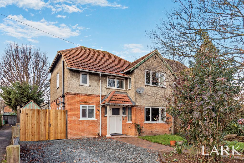 Property photo 1 of 24 8674370-Exteriorwm01-v2-800