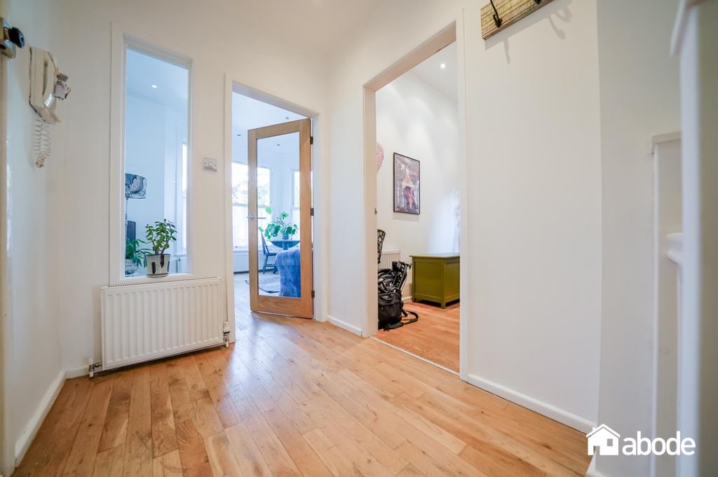 Property photo 3 of 17 Dsc03145-Hdr.Jpg