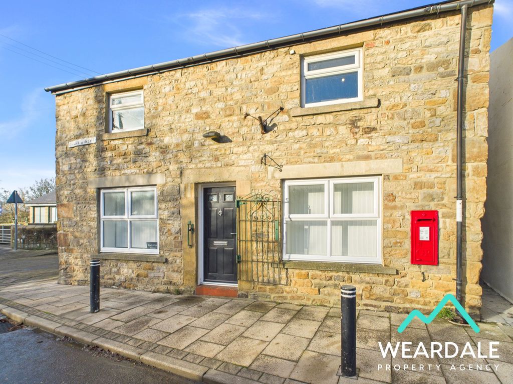 Property photo 1 of 18