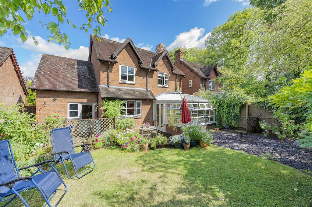 Property photo 2 of 47 Picture No. 43